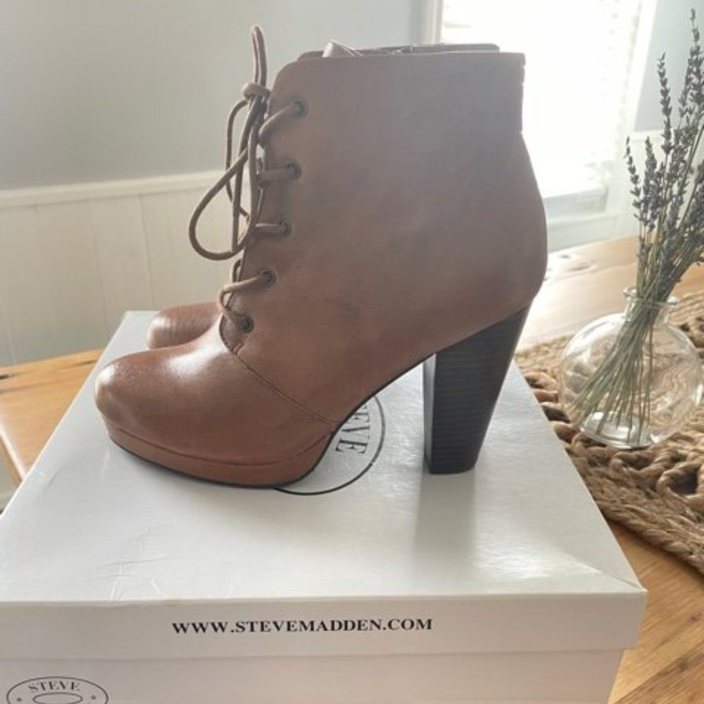 Steve Madden 'Rheaaa' leather ankle booties